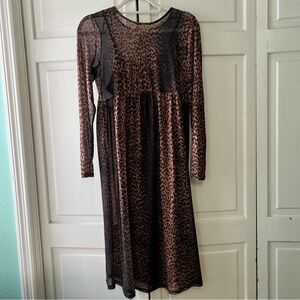 H&M Maternity midi dress. Stretch mesh animal print.